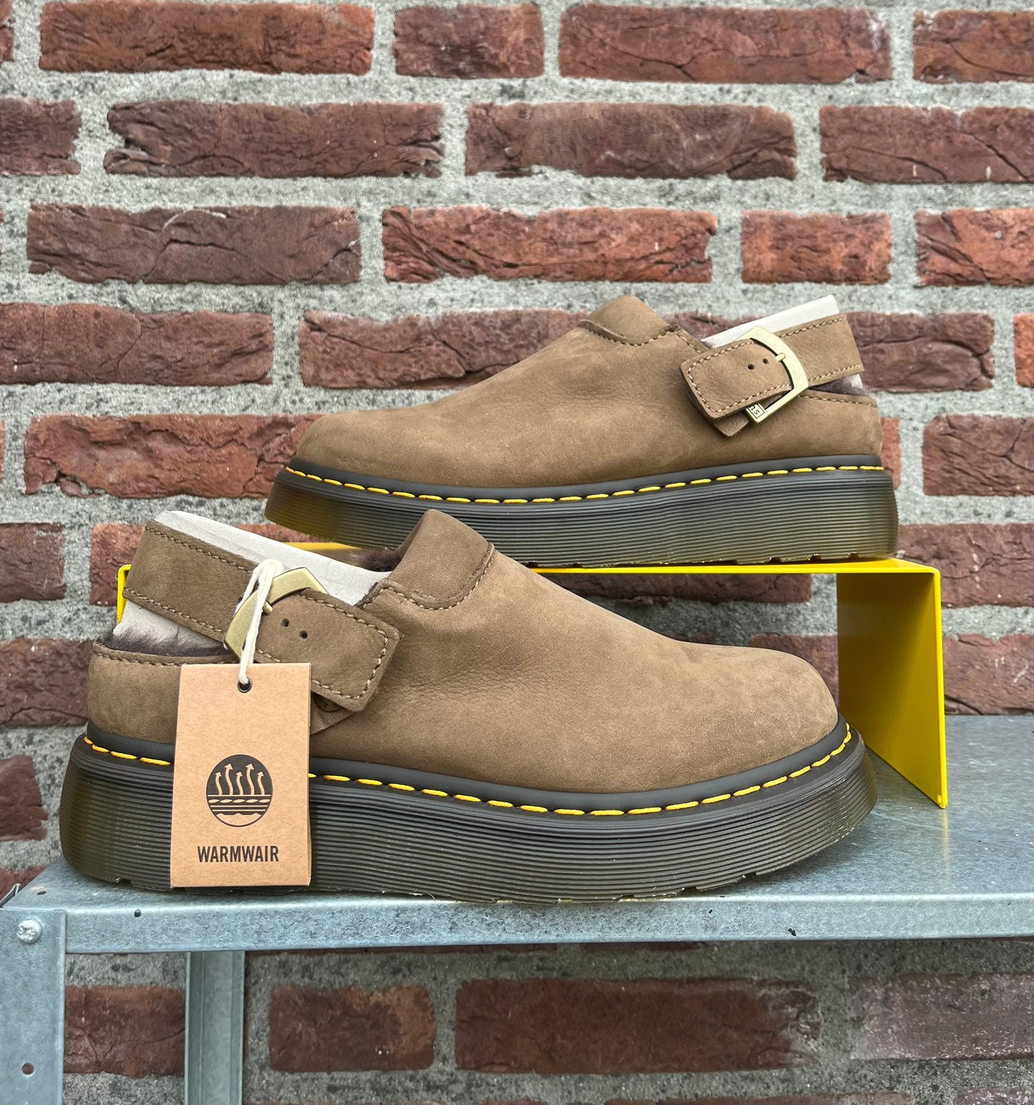 Dr. Martens Laketen fur lined mules maat 40, 41 en 42, Kleding | Dames, Schoenen, Dr. Martens, -, -, Nieuw