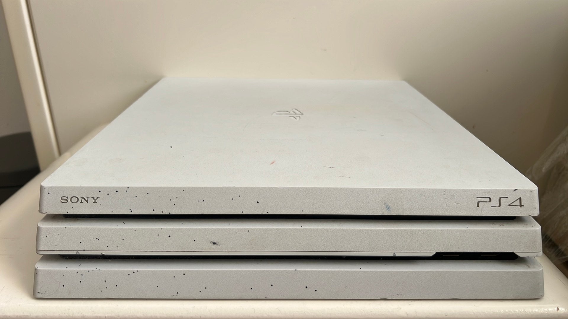 Ps4 pro zonder controller en games, Ophalen, Online, Gebruikt, 1 speler