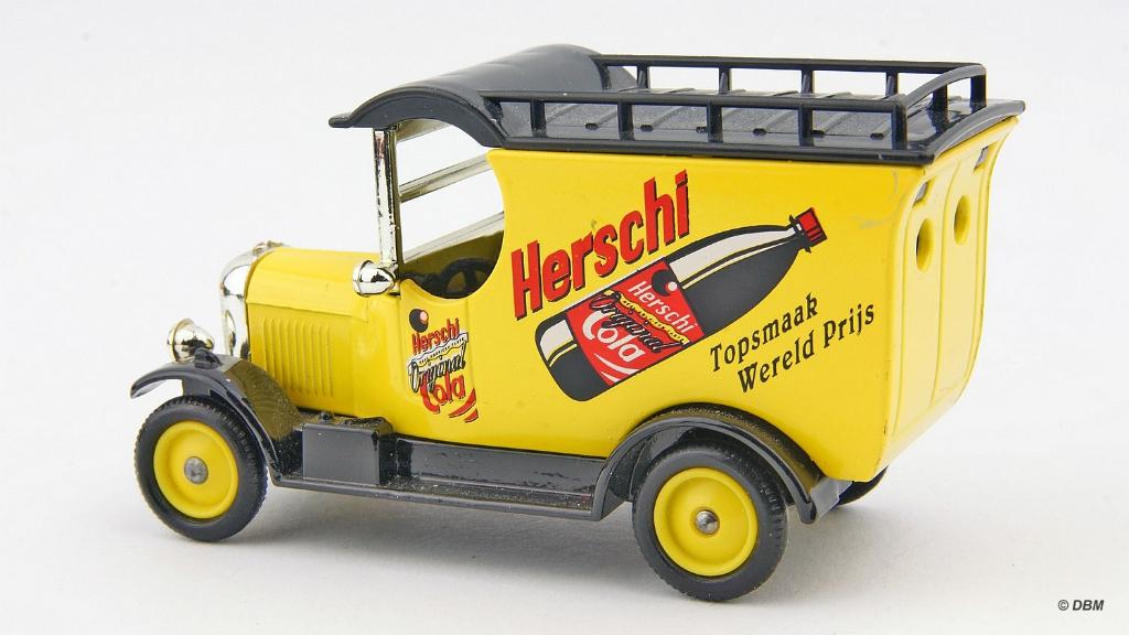 Morris Bull Nose Van 1926 Herschi - Lledo, Promotional Model, Ophalen of Verzenden, Bus of Vrachtwagen