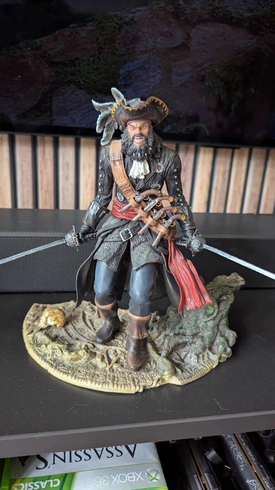 Assassin's Creed Black Flag Blackbeard Ubicollectible, Ubisoft, Ophalen of Verzenden, Zo goed als nieuw, 2 Cité du Wauxhall, 93100 Montreuil, Frankrijk