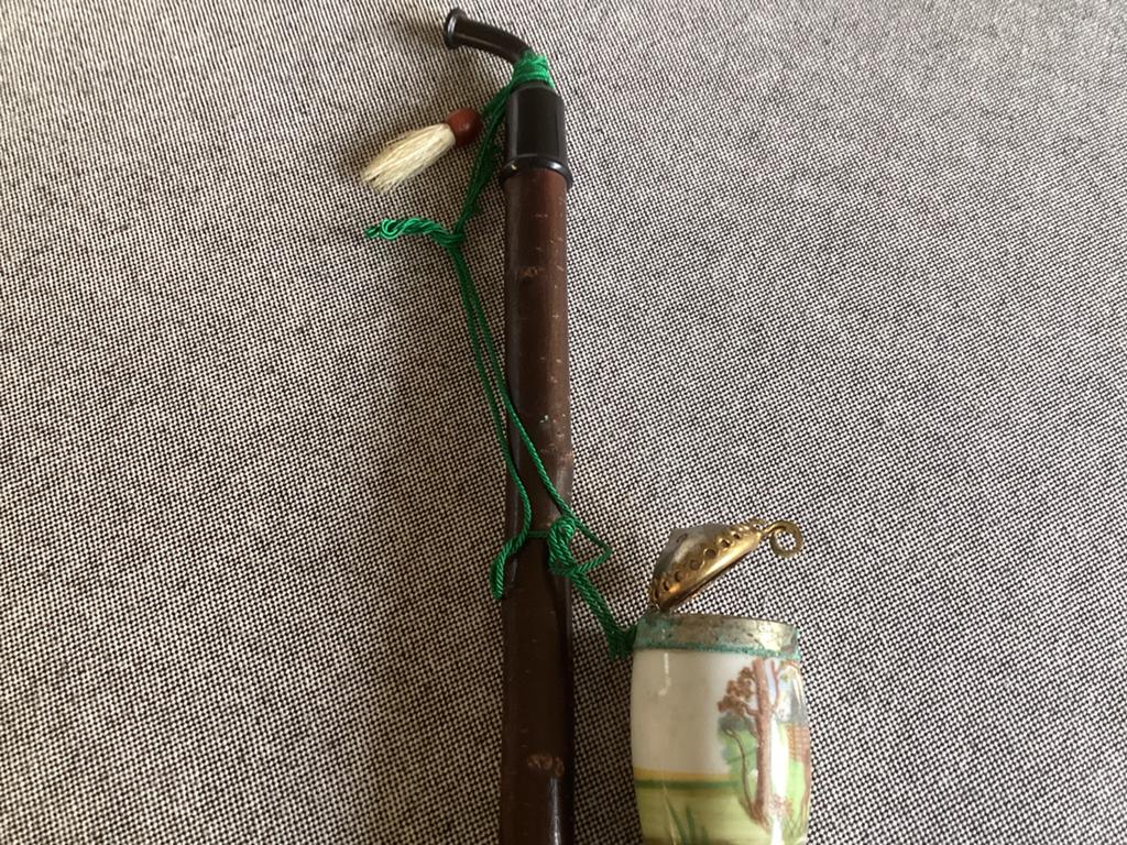 pijpen rekje en pijp, Ophalen of Verzenden, Zo goed als nieuw, (Water)pijp
