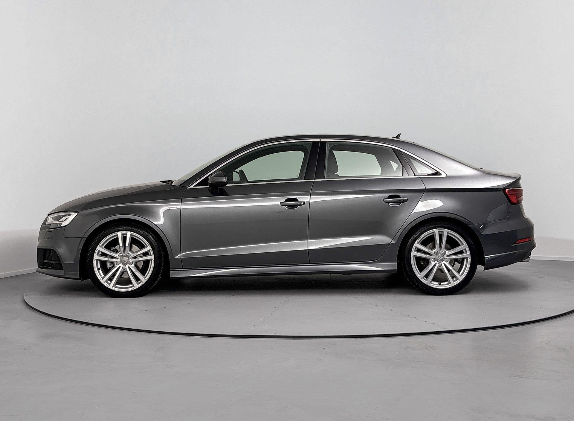 Audi A3 Limousine 35 TFSI CoD Advance Sport | Stoelverwarmin, 12 maanden, 4 cilinders, Leder en Stof, Origineel Nederlands