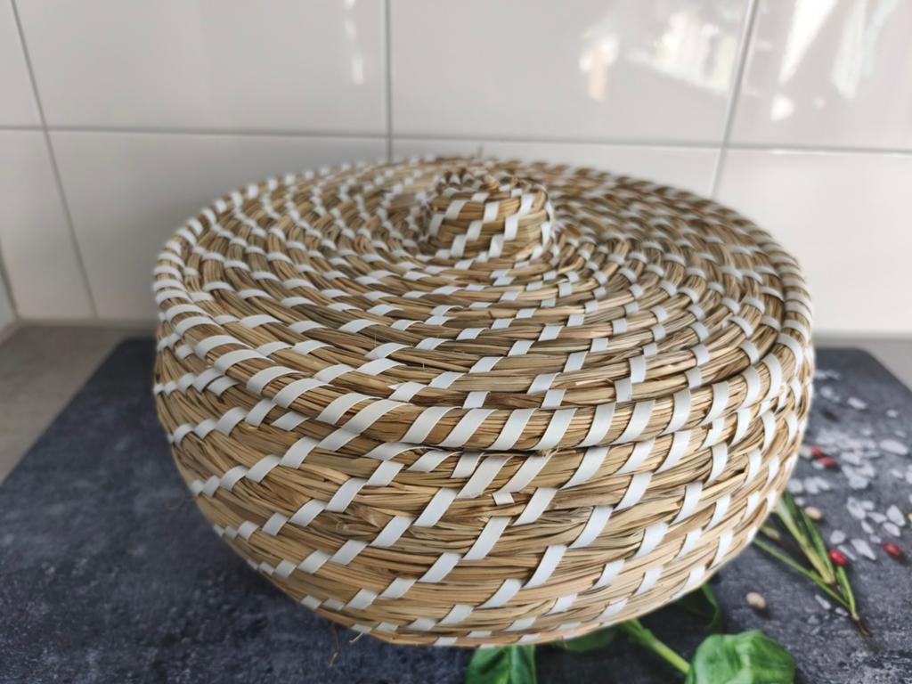 Te koop, mooie nieuwe rieten mand., Ophalen, Rond, Riet, Mand