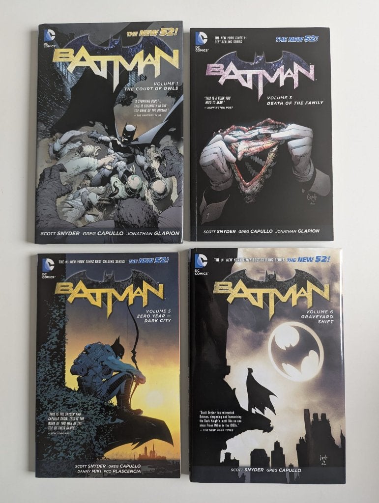 Batman New 52 by Scott Snyder Vol. 1, 3, 5, 6 – English, Meerdere comics, Ophalen of Verzenden, Zo goed als nieuw, Amerika