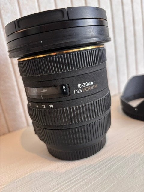 Sigma 10-20mm F3.5 EX DC HSM met klein defect, lees advert., Audio, Tv en Foto, Fotografie | Lenzen en Objectieven, Gebruikt, Sigma