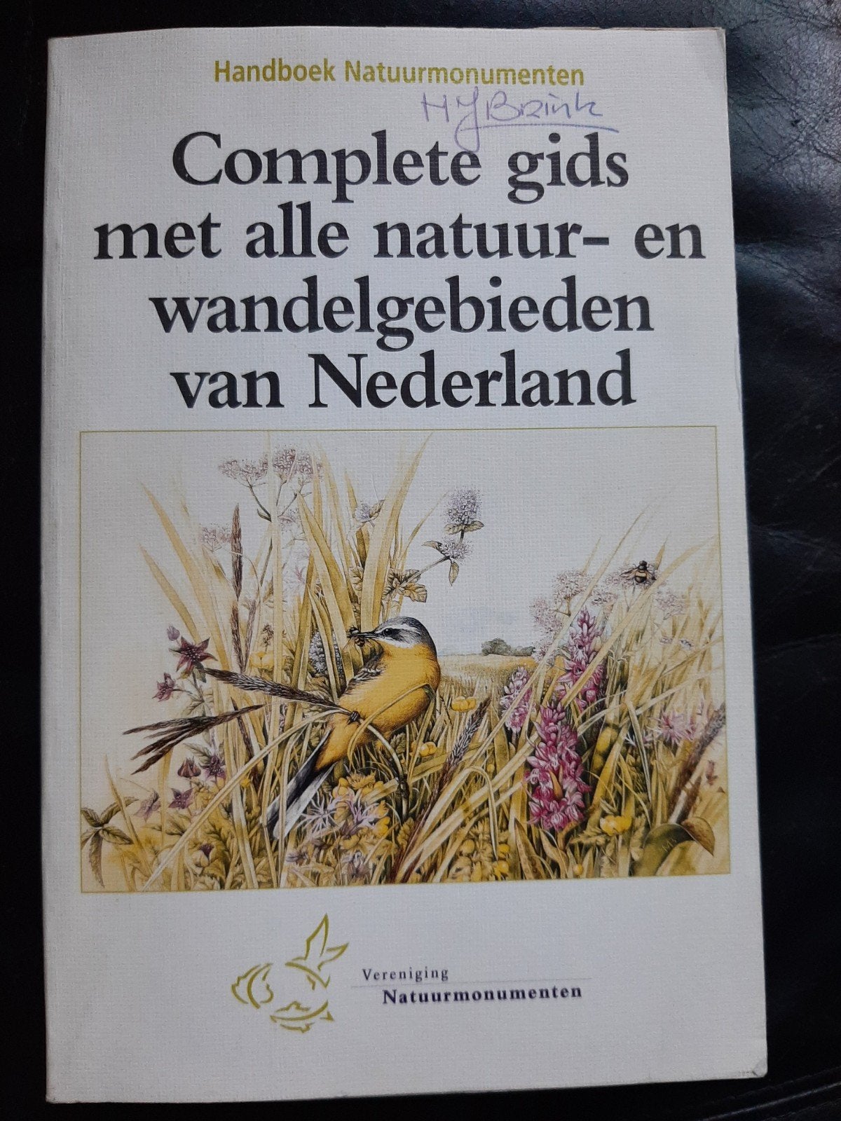 Handboek Natuurmonumenten: Complete gids Nederland, Ophalen of Verzenden, Gelezen, Wandel- of Recreatiegebieden, Vereniging Natuurmonumenten