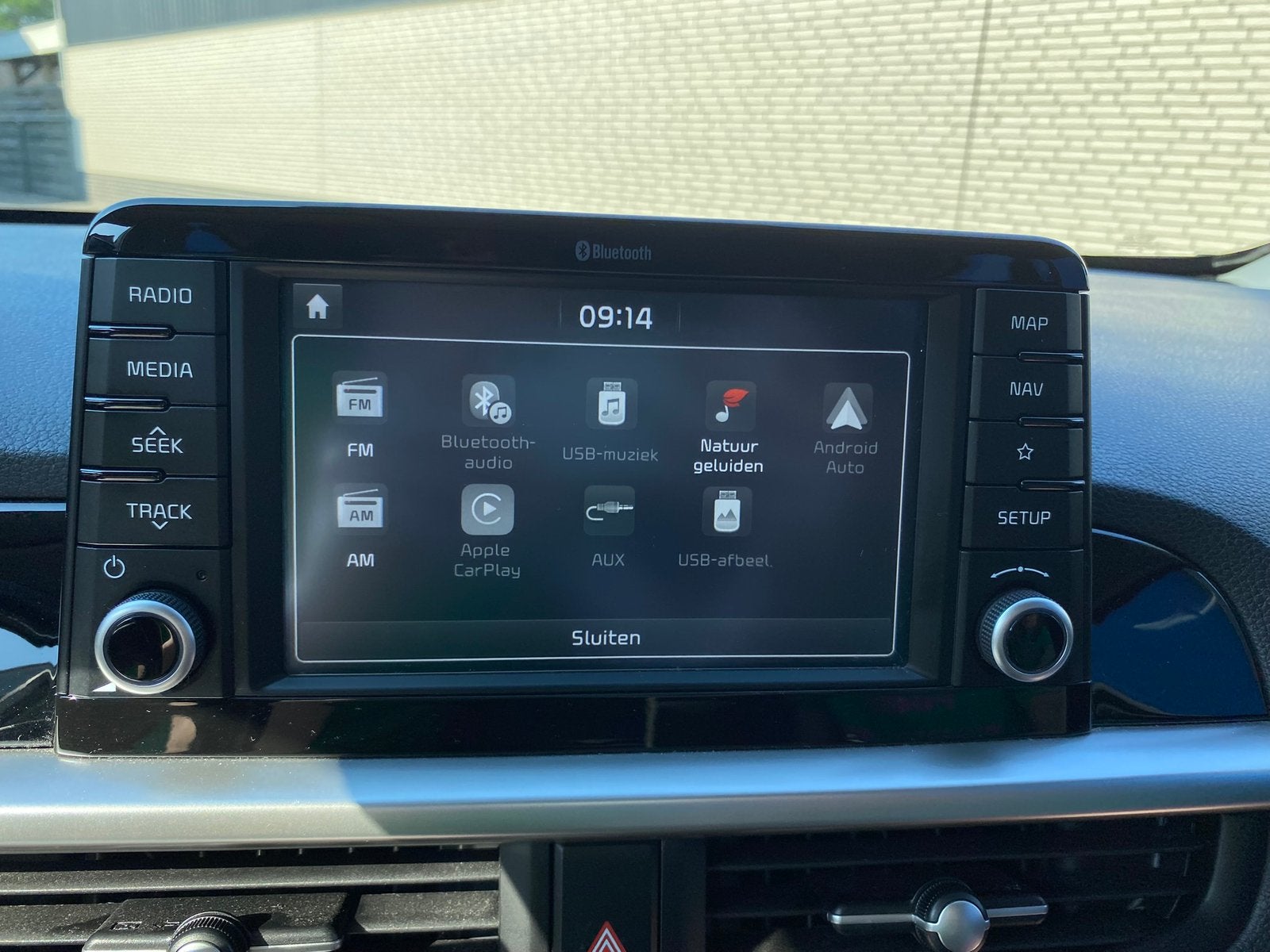 Foto 13 van Kia Picanto 1.0 Carplay Cruise Camera Afn. Trekhaak NAP