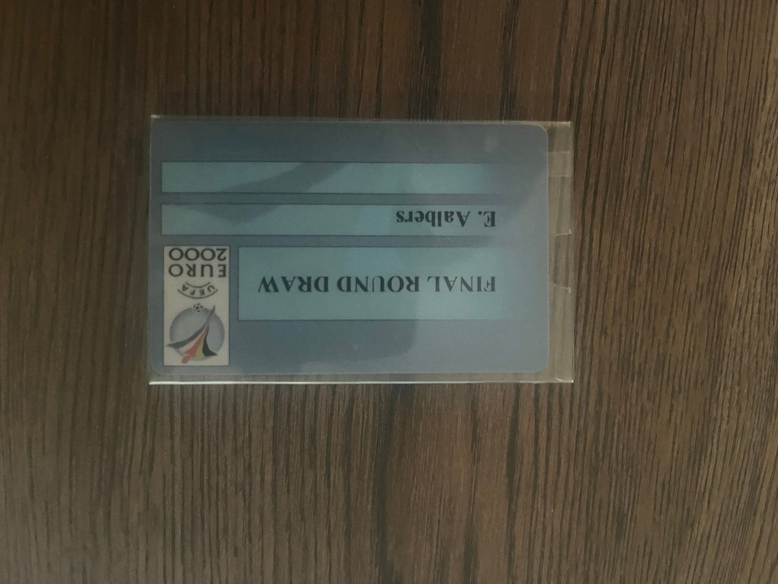 OUD BADGE FINALE RONDE EURO 2000, Ophalen of Verzenden, Zo goed als nieuw, Buitenlandse clubs, Overige typen