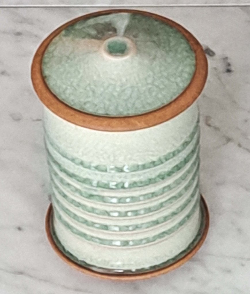 Art Deco celadon handgedraaide URN deksel pot. FX 2000 GESIG, Ophalen of Verzenden