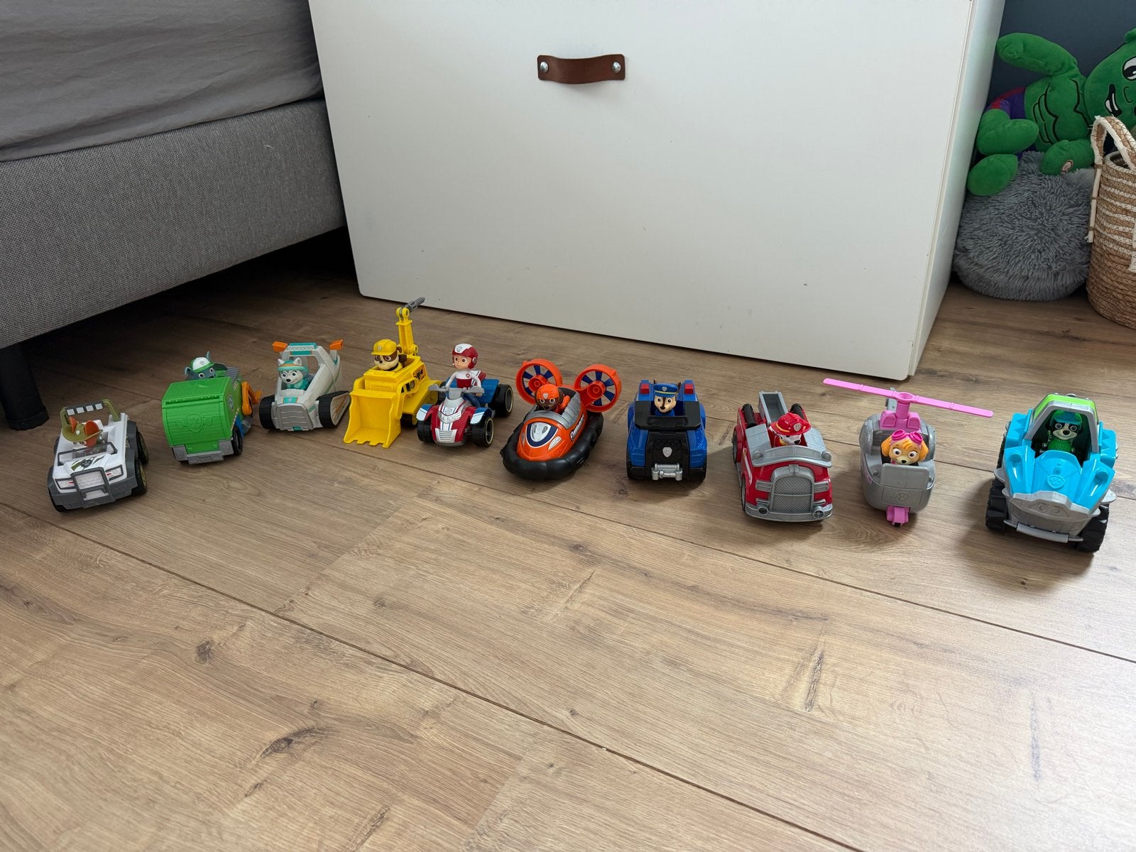 Paw Patrol Figuren Collectie: Zuma, Skye, Tracker, Marshall,, Ophalen of Verzenden, Zo goed als nieuw