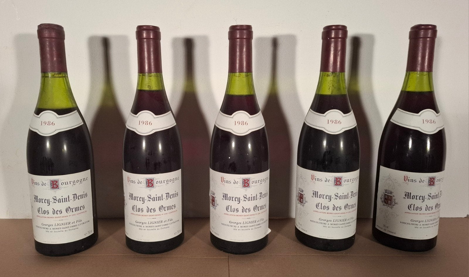 5 flessen Morey-Saint-Denis 1er Cru 'Clos des Ormes' 1986 –, Verzamelen, Ophalen, Frankrijk, Rode wijn
