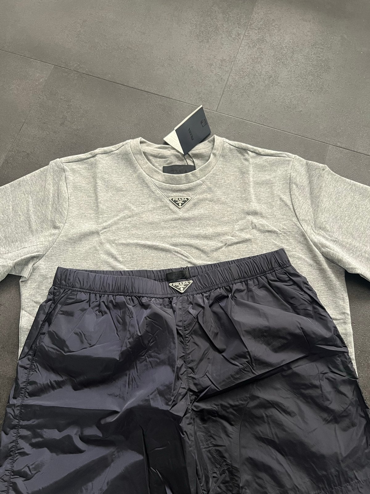Prada Zwembroek + T-shirt Set - Alle Maten Beschikbaar, Kleding | Heren, Ophalen of Verzenden, Overige maten, Zwart, Zwemshort