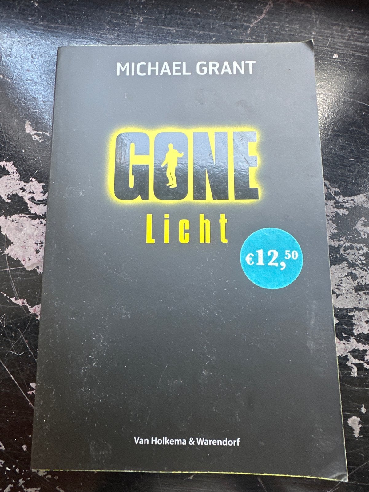 Gone: Licht - Michael Grant (Boek), Boeken, Ophalen of Verzenden, Gelezen, Nederland