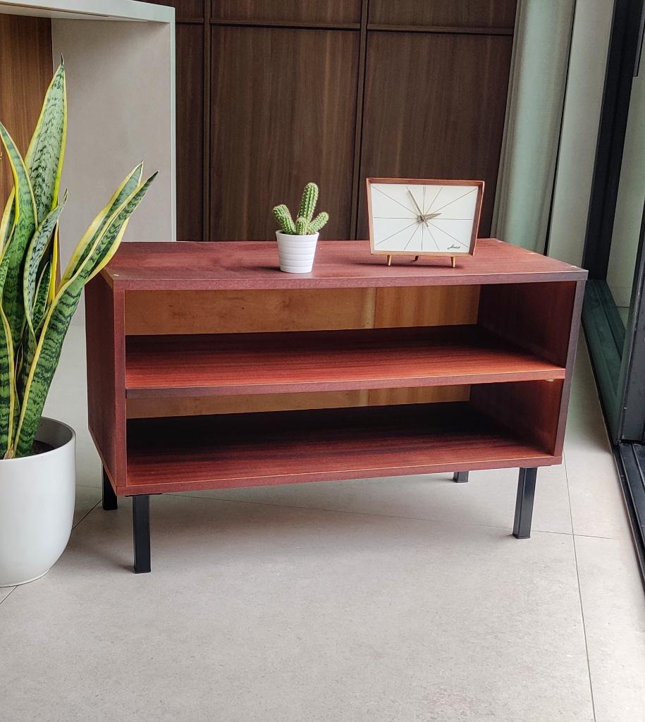Minimalistisch vintage platenkastje / audiomeubel, Verzamelen, Retro, Huis en Inrichting, Ophalen