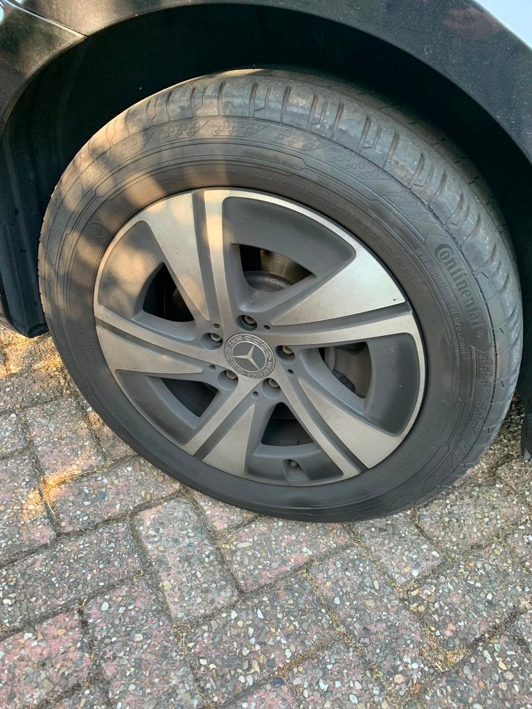Originele Mercedes Vito V-klasse EQV Facelift 2024, Auto-onderdelen, Banden en Velgen, Ophalen, Banden en Velgen, 17 inch, Bestelwagen