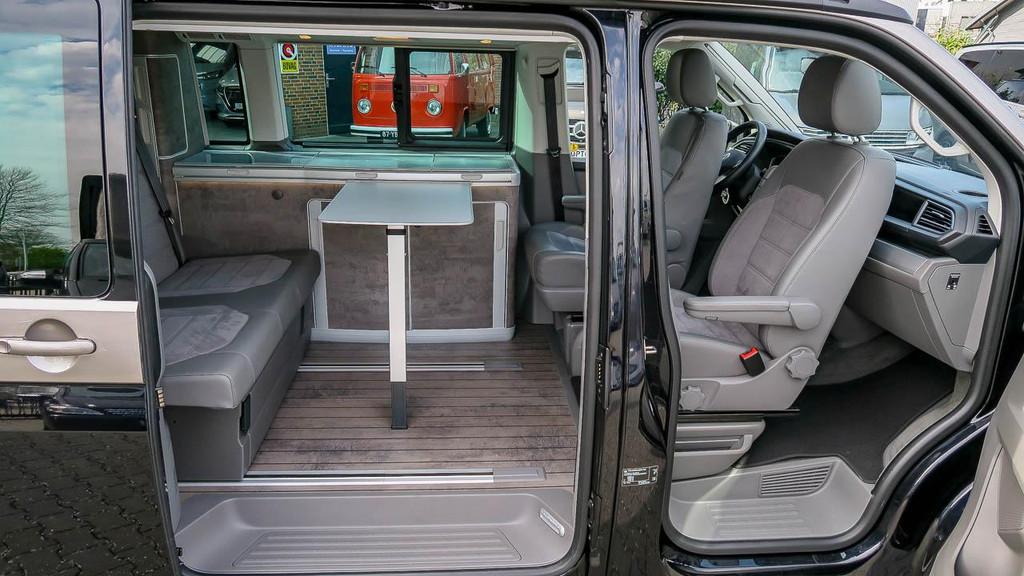 Volkswagen T6.1 California Ocean 4Motion, Caravans en Kamperen, Campers, Automaat, Buscamper of Camperbus, Volkswagen, Bedrijf