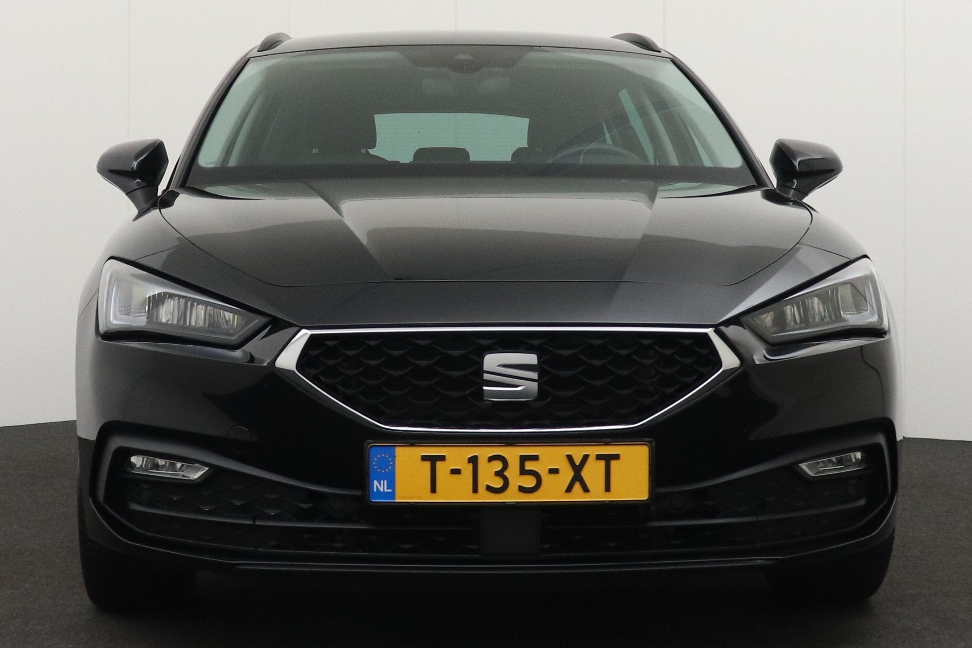 SEAT Leon Sportstourer 150 PK Aut. Hybrid Style+ Camera Adap, Dealer onderhouden, Stof, Euro 6, 4 cilinders