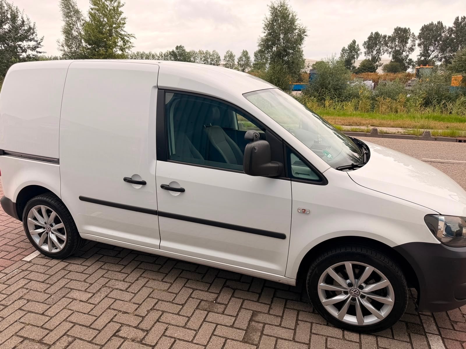 Volkswagen Caddy 1.6 D 55KW 2013, 74 pk, 4 cilinders, 700 kg, Volkswagen