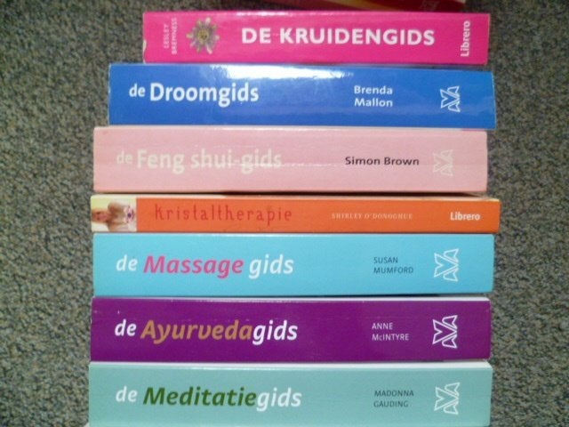 Diverse spirituele gidsen, Verzenden, Zo goed als nieuw, Overige onderwerpen, Achtergrond en Informatie
