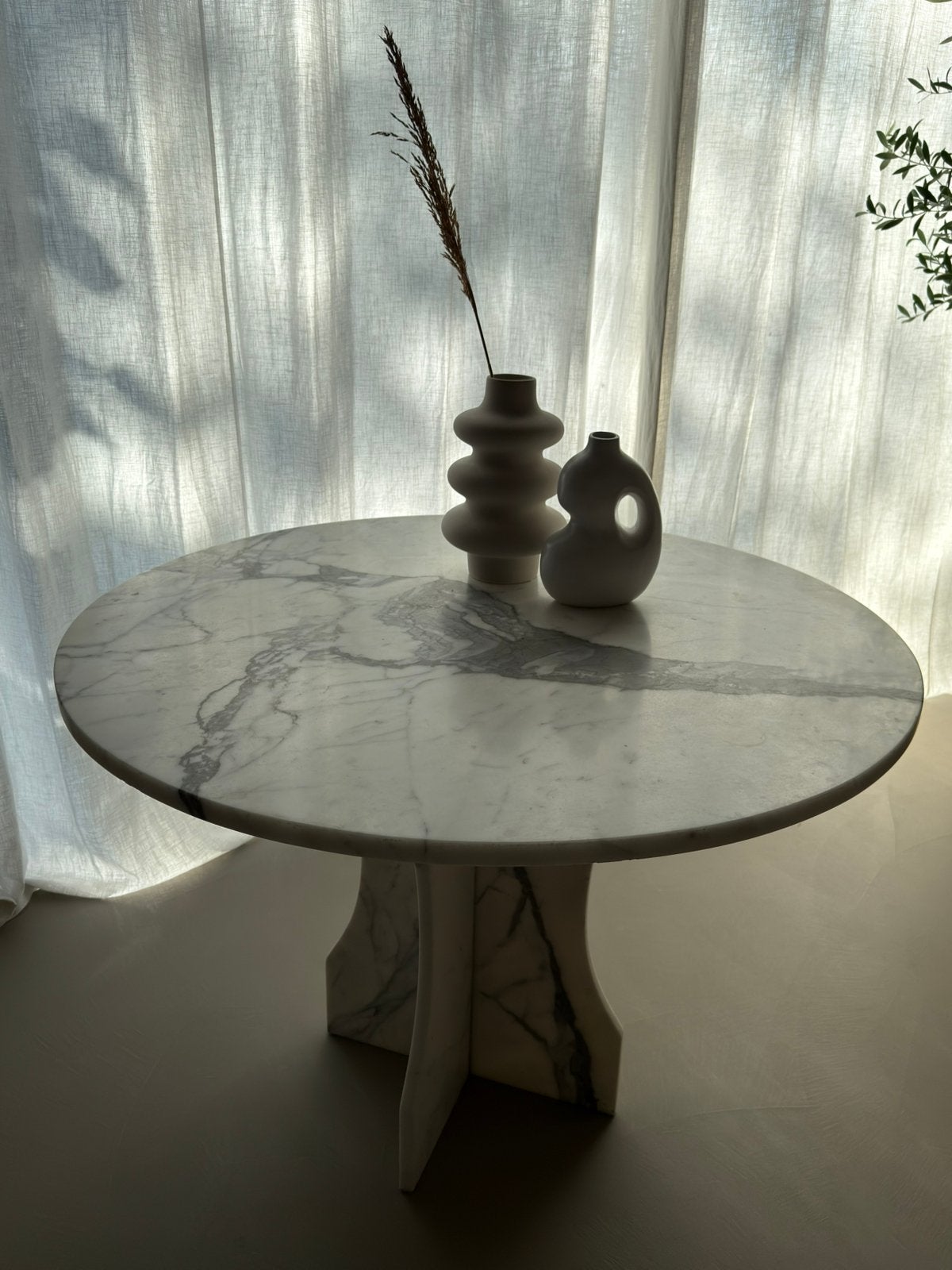 Vintage Desging Eettafel Marmer Jaren 70 Mid Century, Huis en Inrichting, Ophalen of Verzenden, Rond