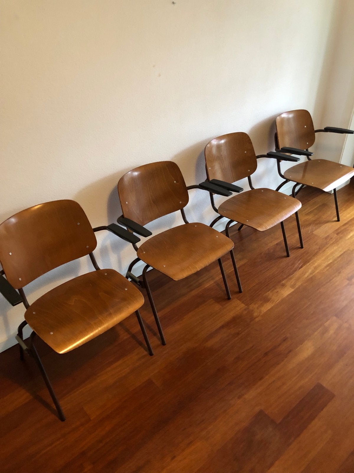 Set van 4 Marko Kwartet Dutch Design schoolstoelen, Huis en Inrichting, Stoelen, Ophalen, Gebruikt, Retro vintage dutch design
