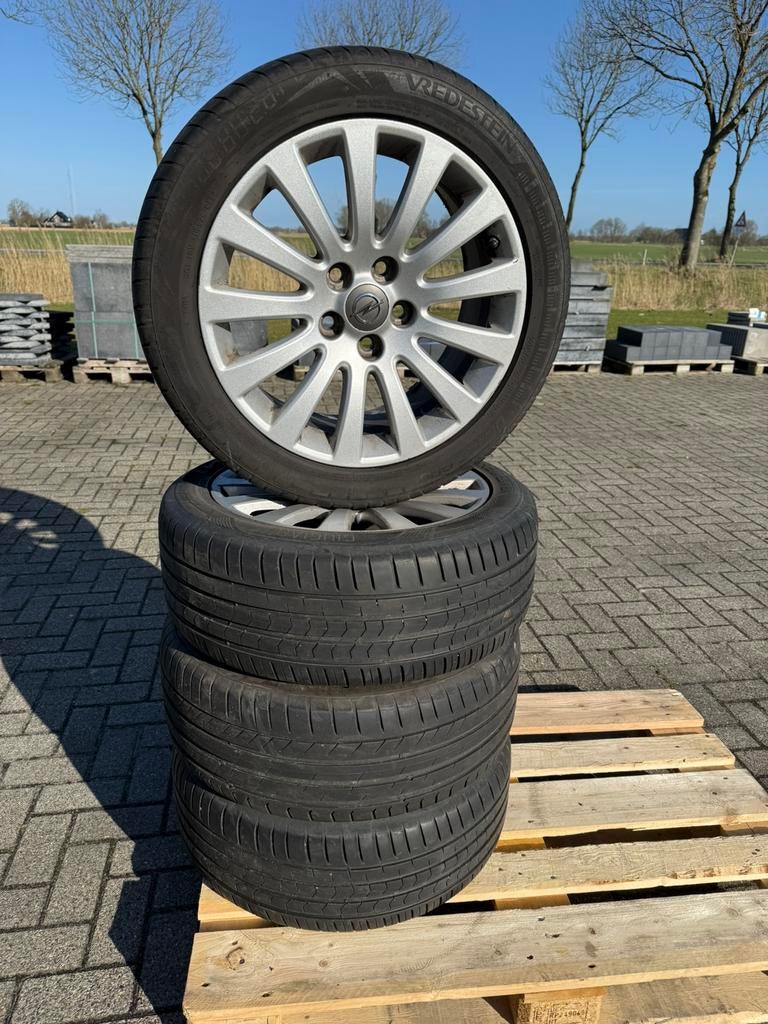 Zomerbanden origineel 18inch Opel, Auto-onderdelen, Banden en Velgen, Ophalen, 18 inch, Banden en Velgen, Zomerbanden