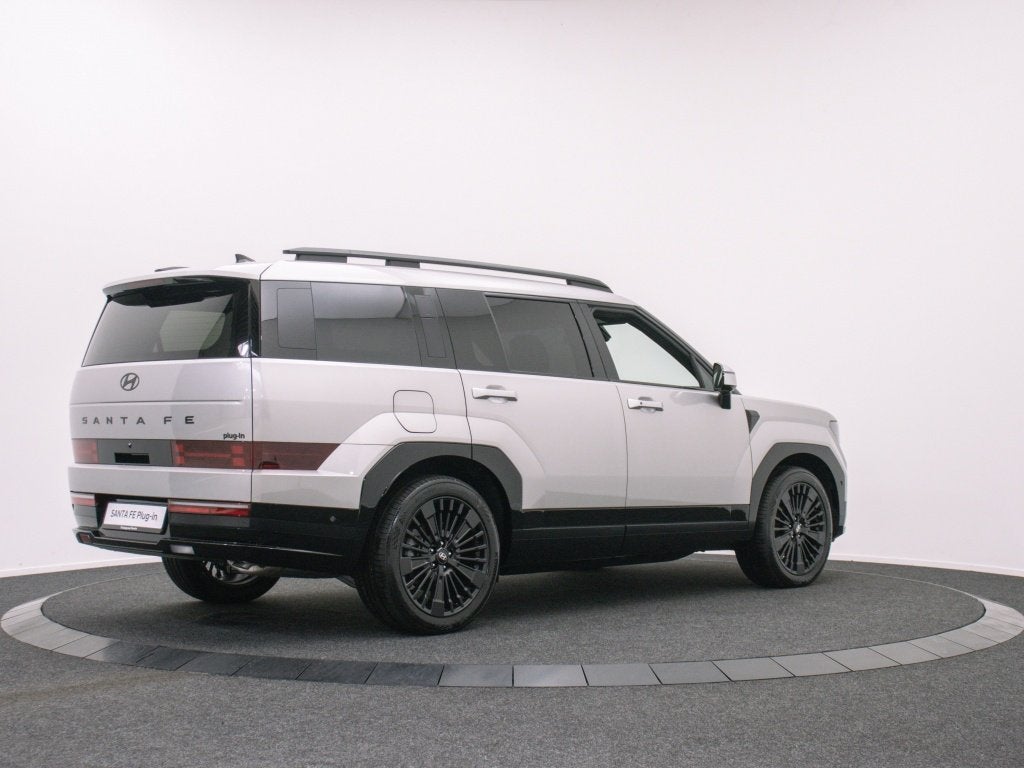 Hyundai Santa Fe 1.6 T-GDI PHEV BlackLine 6persoons | Privat, Auto's, Dealer onderhouden, Santa Fe, Gebruikt, Zwart