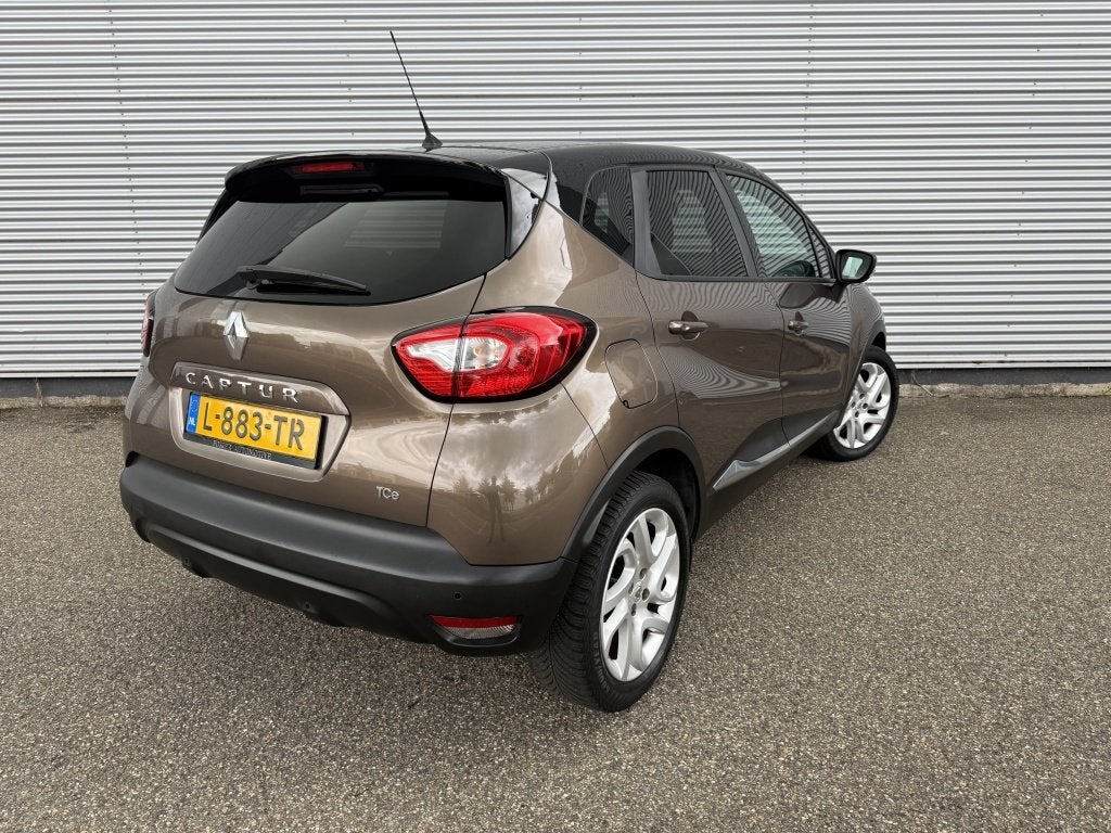 Renault Captur 0.9 TCe Dynamique PDC Navi Cruise Keyless Lic, Auto's, Voorwielaandrijving, Gebruikt, 49 €/maand, Handgeschakeld