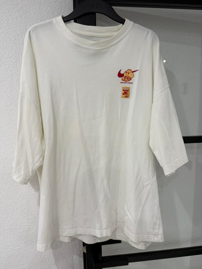 Nike Oversized Shirt, Kleding | Heren, T-shirts, Ophalen of Verzenden, Zo goed als nieuw, Maat 48/50 (M), Wit