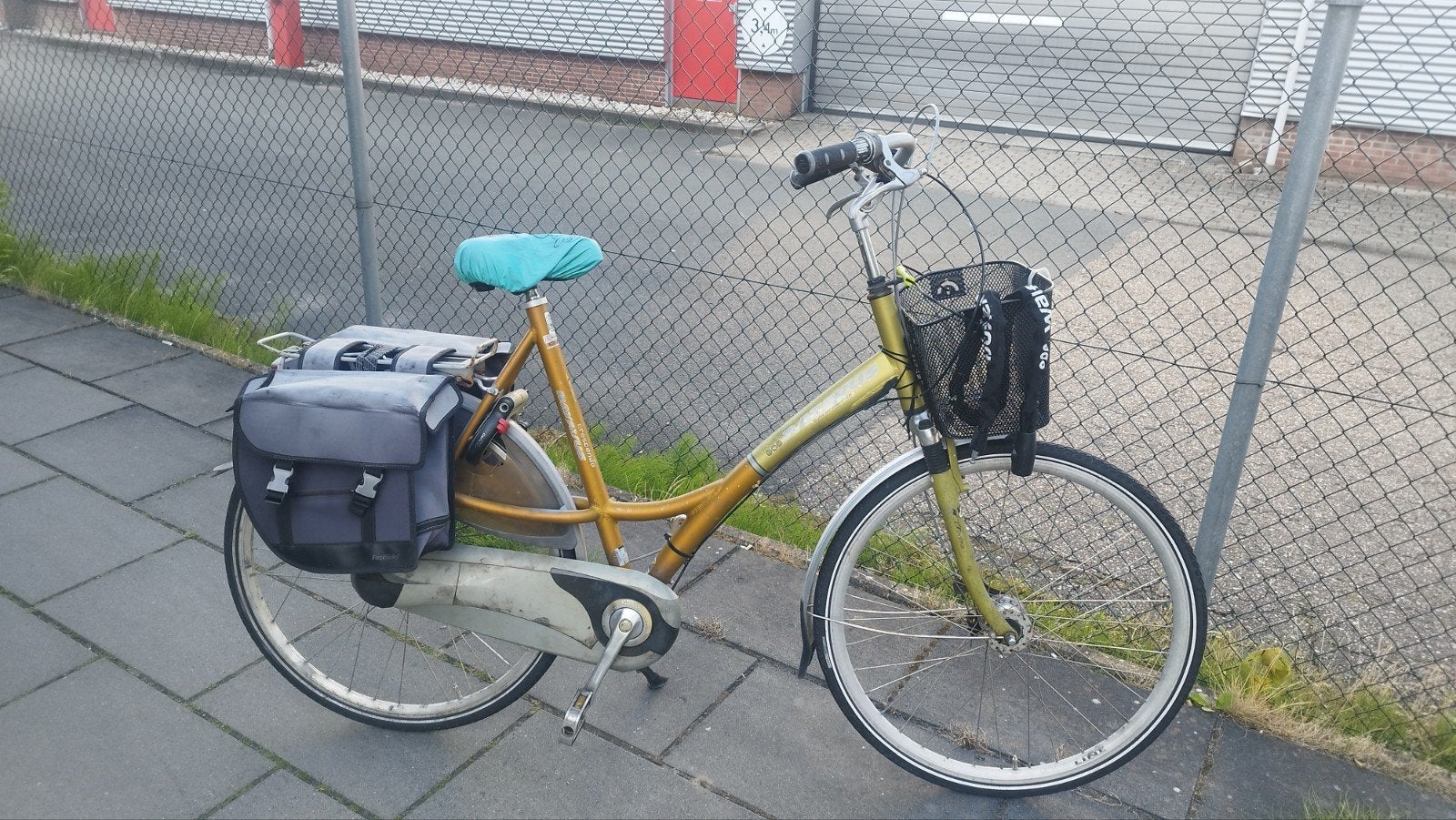 Bicycle for sale, Fietsen en Brommers, Fietsen | Dames | Damesfietsen, Ophalen of Verzenden, Gebruikt, Overige merken