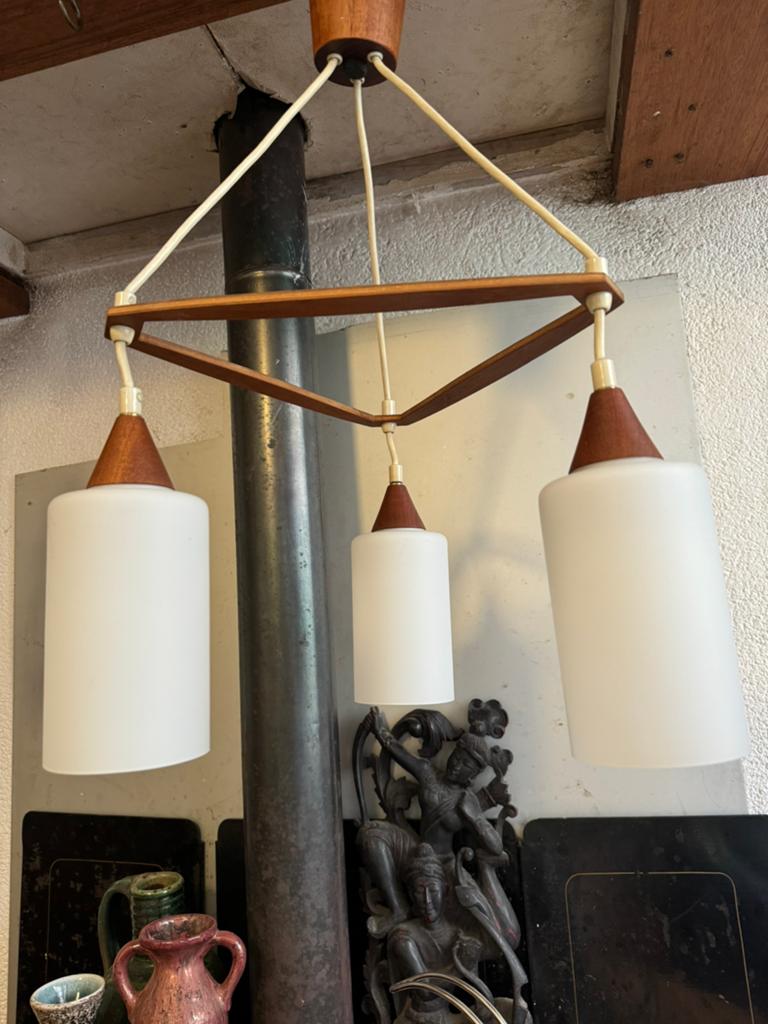 Hanglamp,fifties,sixties,deens design,Mid-Century,vintage, Huis en Inrichting, Lampen | Hanglampen, Gebruikt, 50 tot 75 cm, Ophalen of Verzenden
