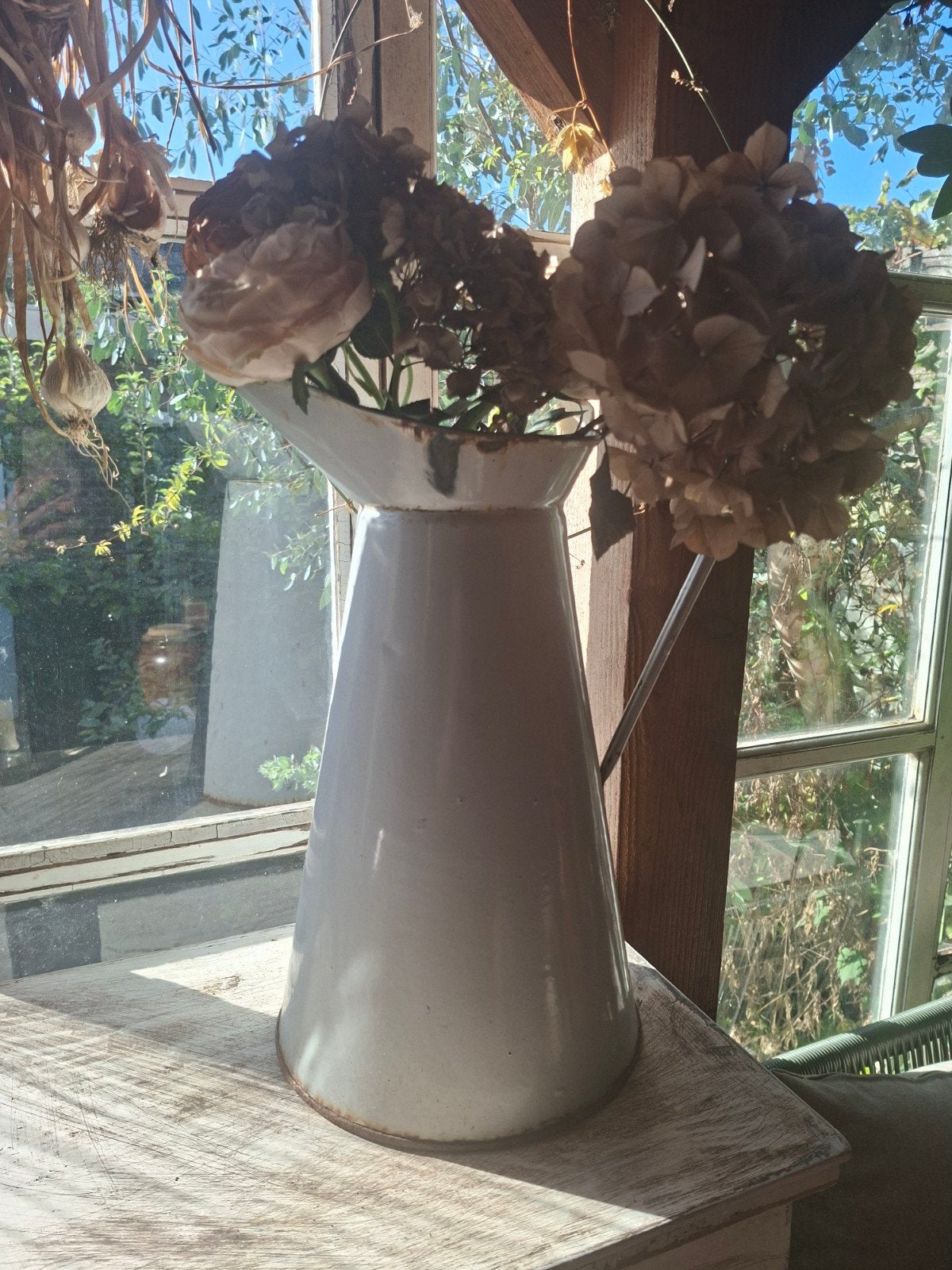 Grote vintage emaille waterkan, wit, Ophalen of Verzenden