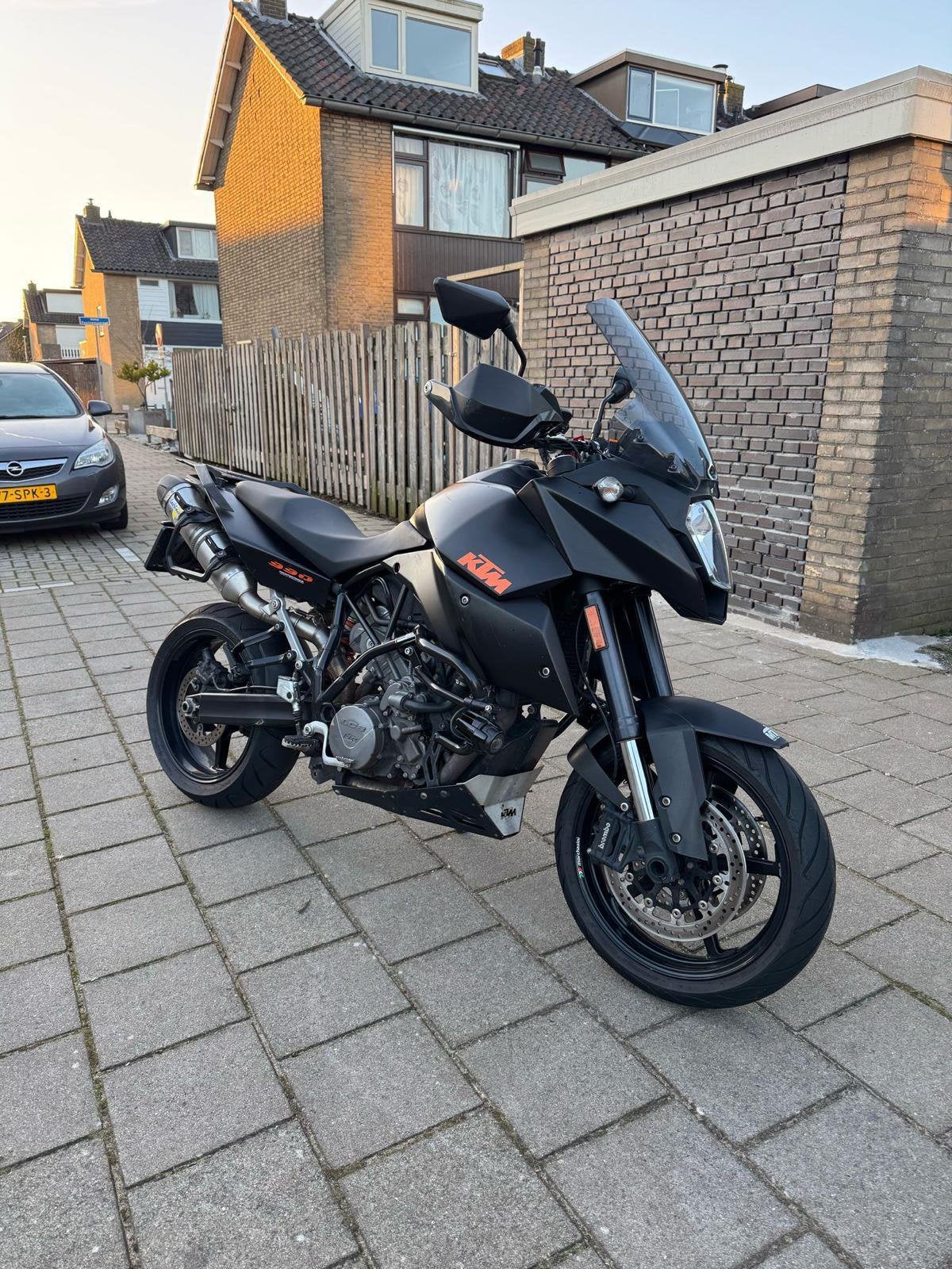 KTM 990 SMT 2010 | LeoVince, Ophalen