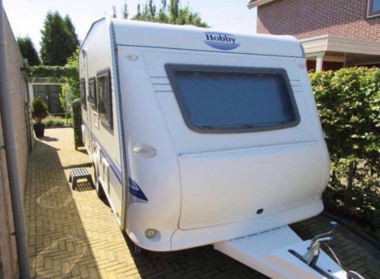 Hobby de luxe easy 450 2003, Caravans en Kamperen, Ringverwarming, Rondzit, Hobby, 750 - 1000 kg