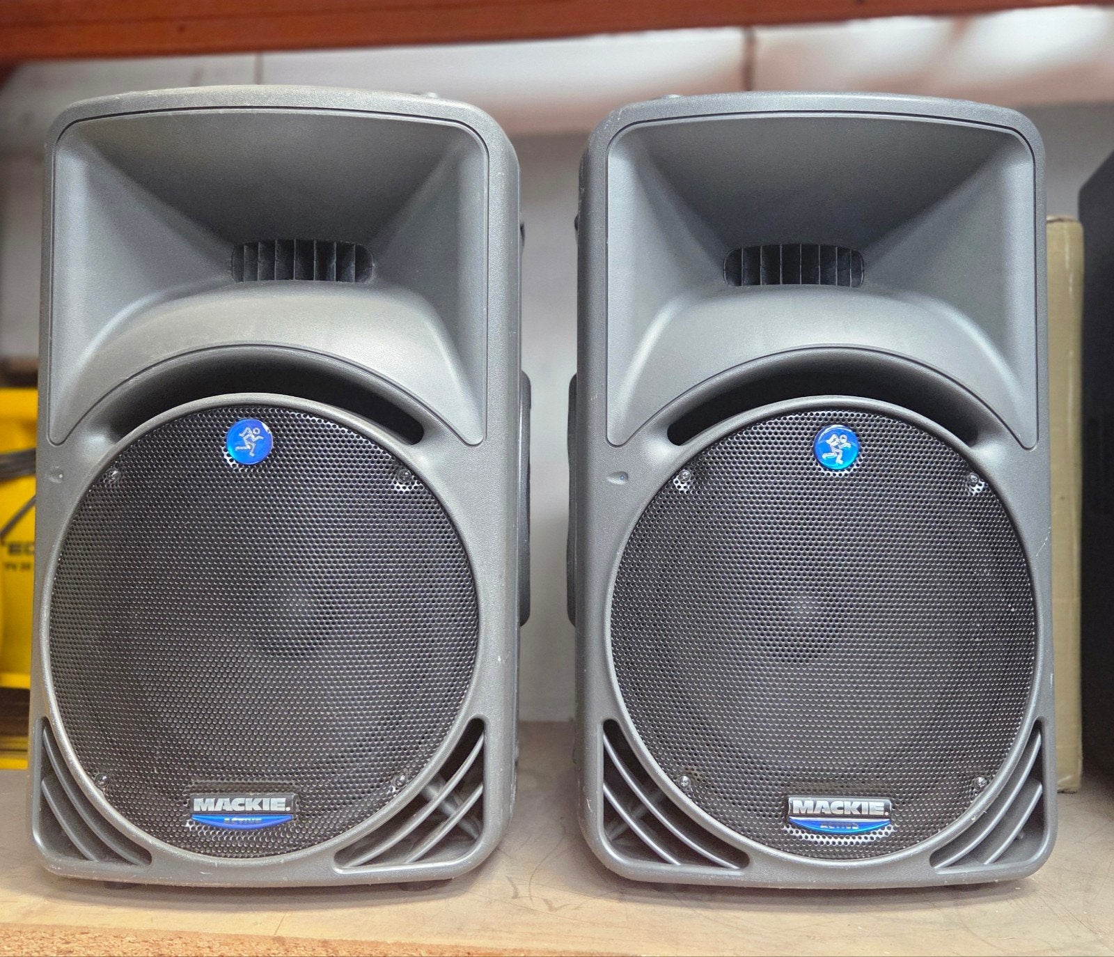 2 sets Mackie srm450 ( I ), Ophalen, Gebruikt, 150 watt of meer, Overige merken