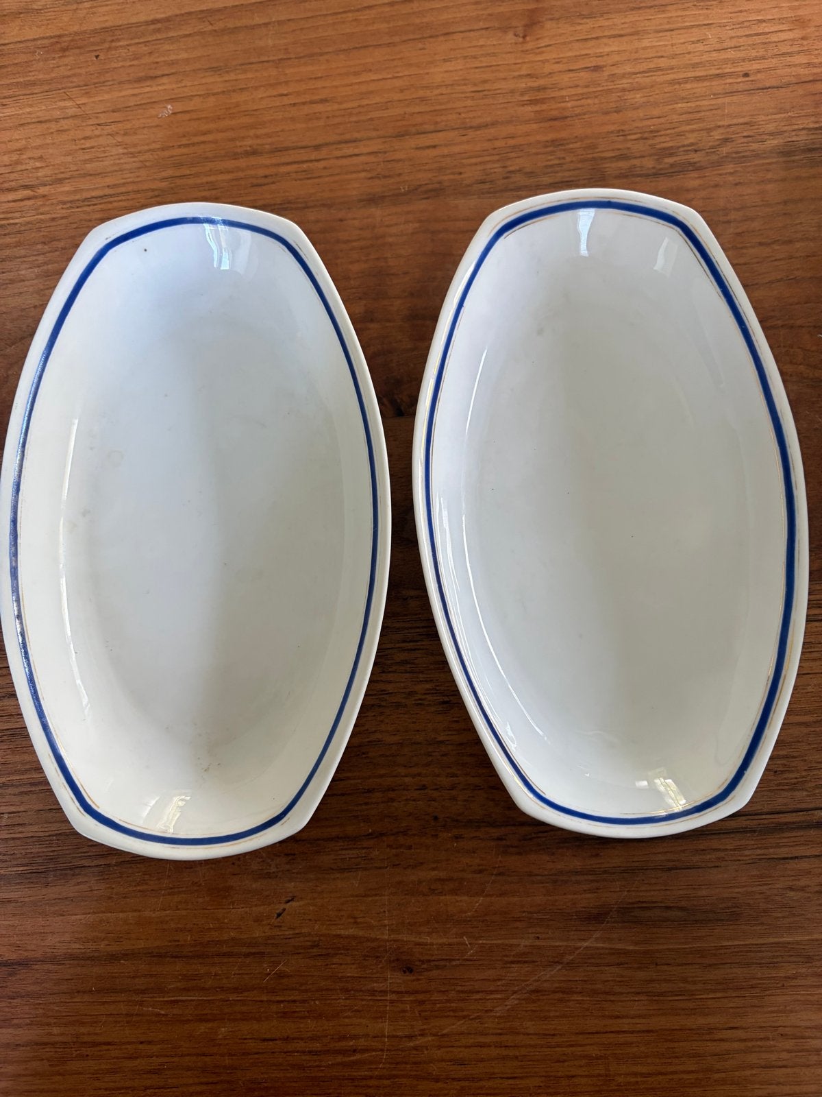 Set van 2 vintage ovale schaaltjes met blauwe rand, Ophalen