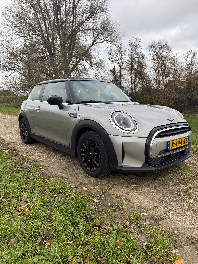 MINI Cooper | Private Lease Overname | €506 per maand, 136 pk, Bluetooth, Zwart, 4 stoelen
