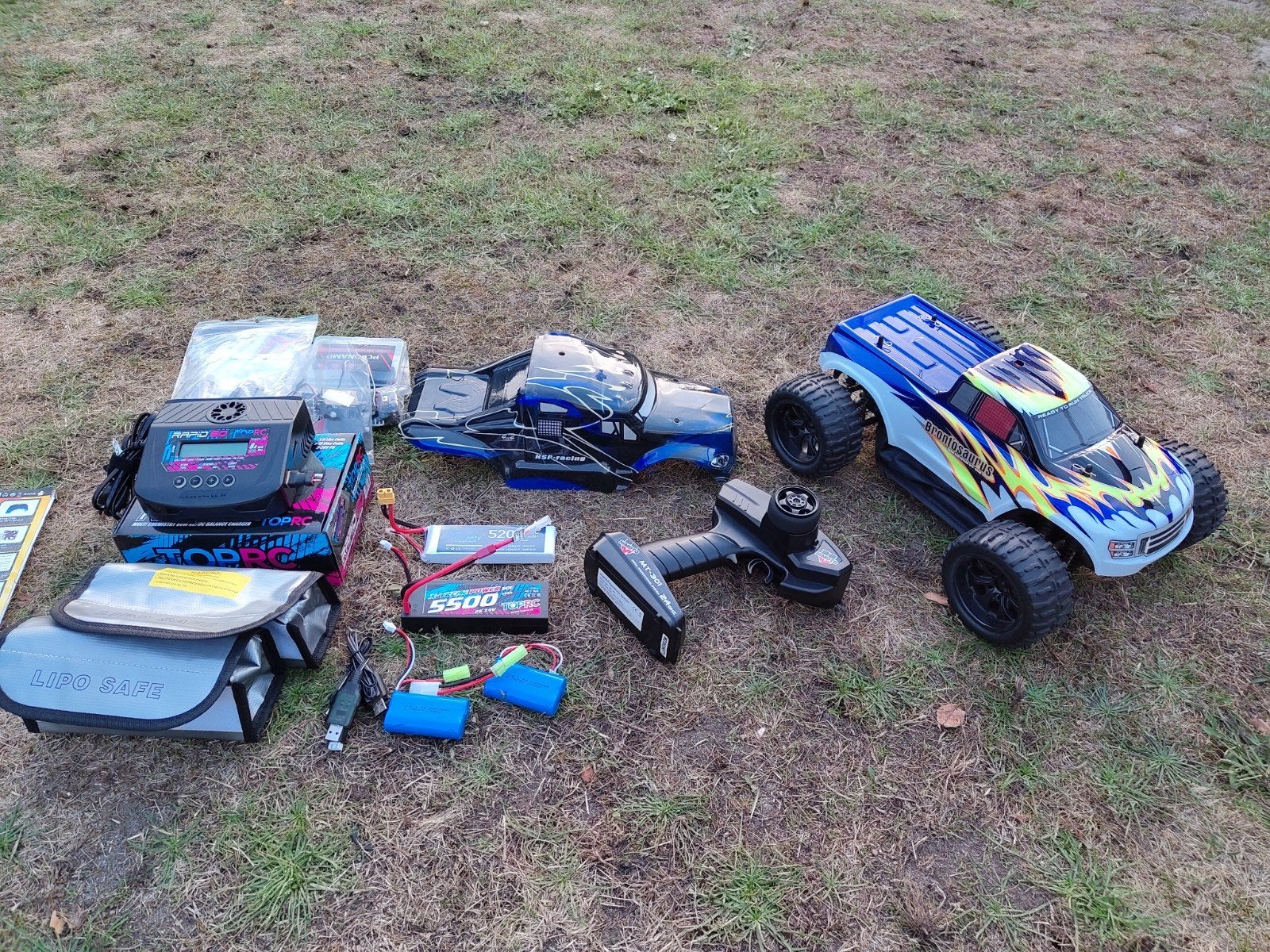 RC Auto Himoto Brontosaurus met veel extra's, RTR, 1:10, Hobby en Vrije tijd, Modelbouw | Radiografisch | Auto's, Elektro, Gebruikt
