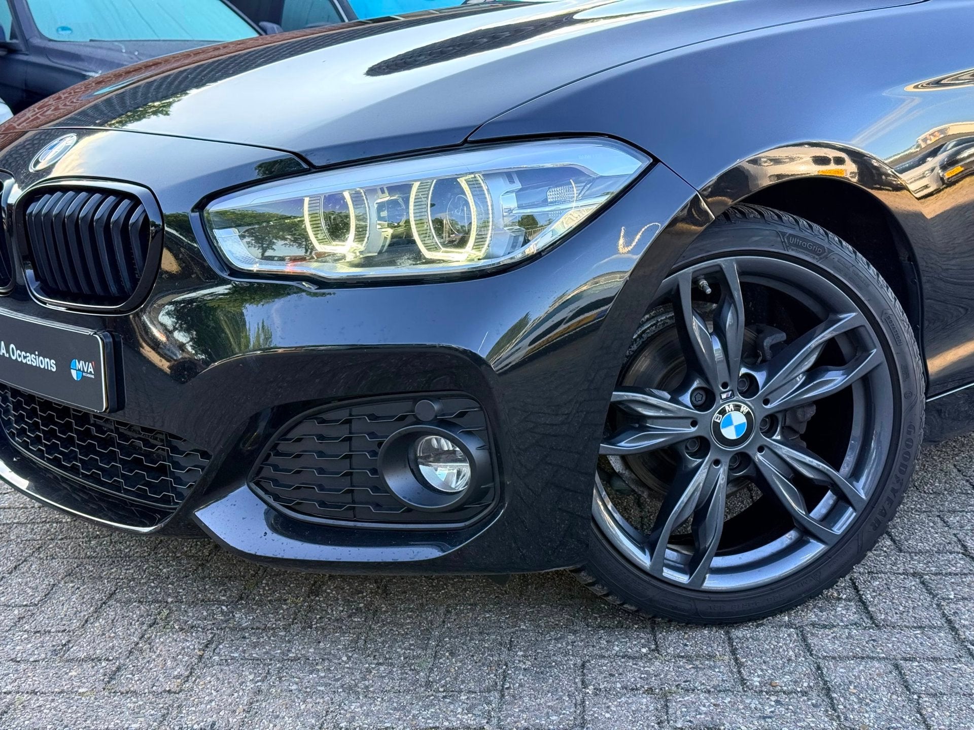 BMW 1-serie 116i Centennial Executive M Sport Lci|Navigatie|, Auto's, BMW, 1-Serie, Achterwielaandrijving, Alcantara, Zwart