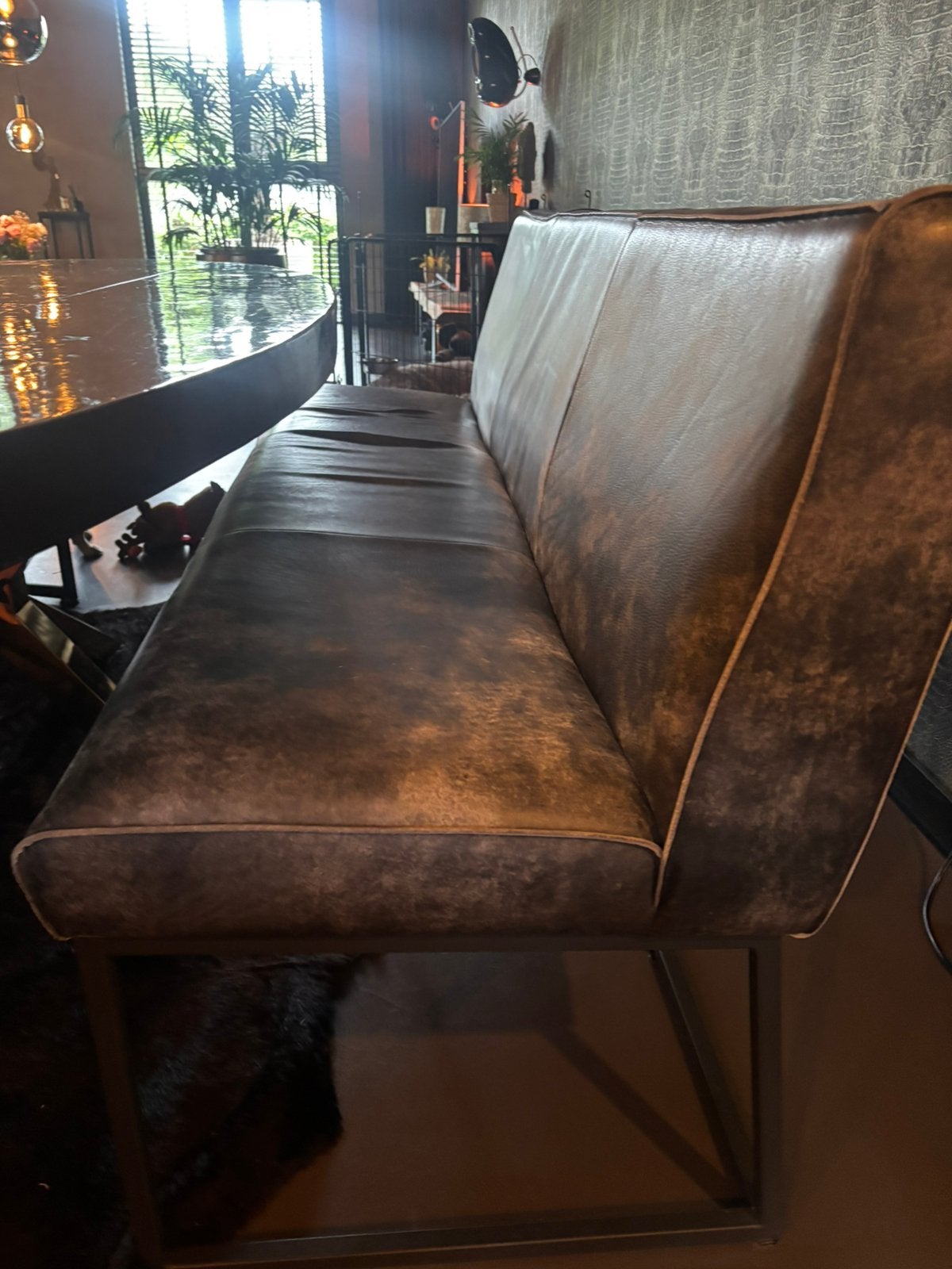 Het Anker Eetkamerstoelen en Eetkamerbank Afrikaans Leer, Ophalen, Gebruikt, Leer, Vier
