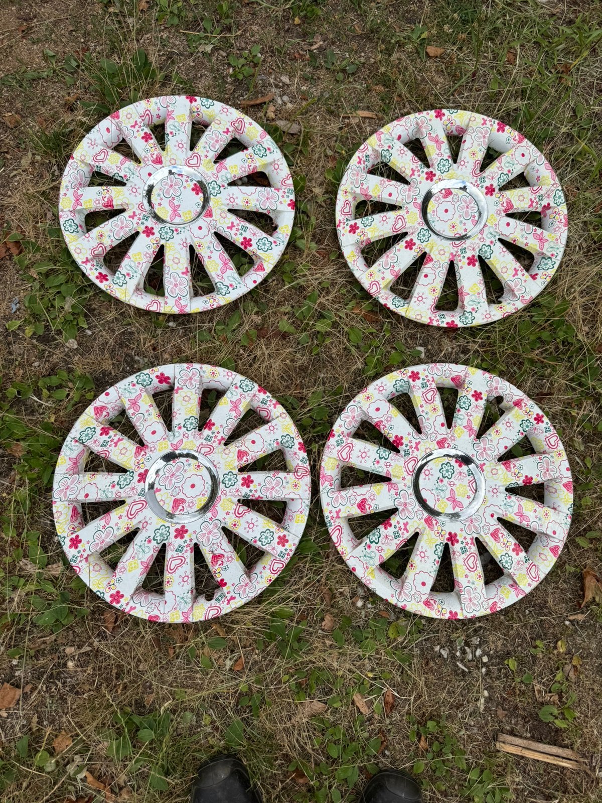 Vier vrolijke siervelgen 15”, Auto diversen, Wieldoppen, Ophalen, Gebruikt