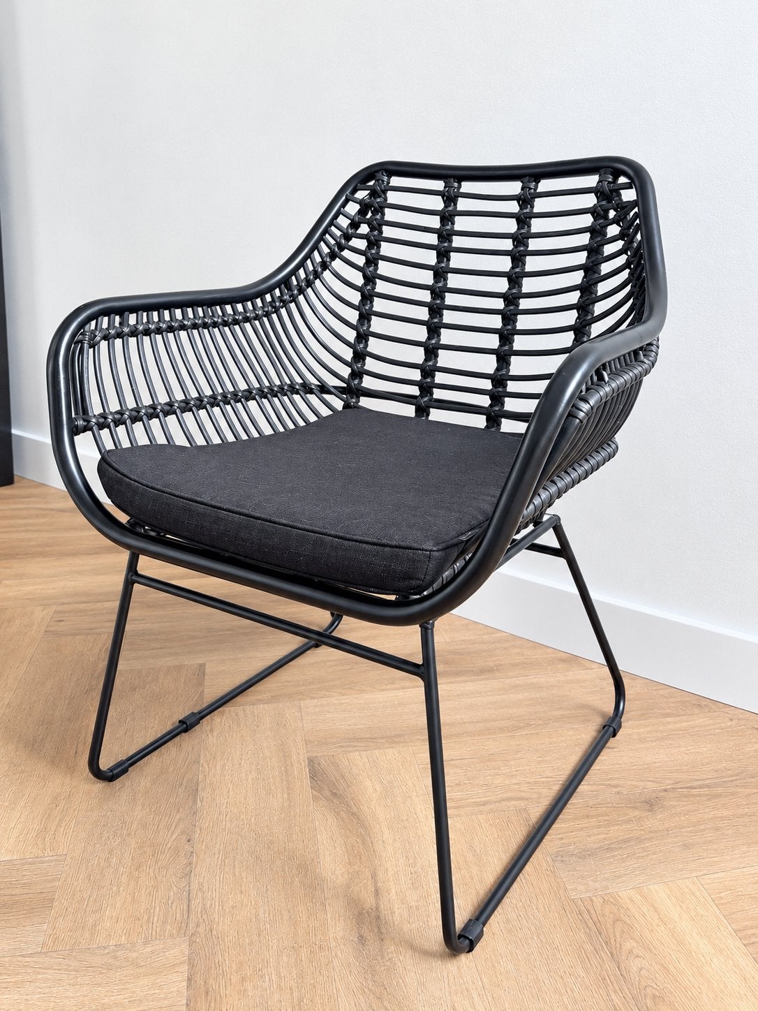 Rotan stoel - Tuinstoel Mason Zwart met Kussen, Ophalen, Zo goed als nieuw, Wicker