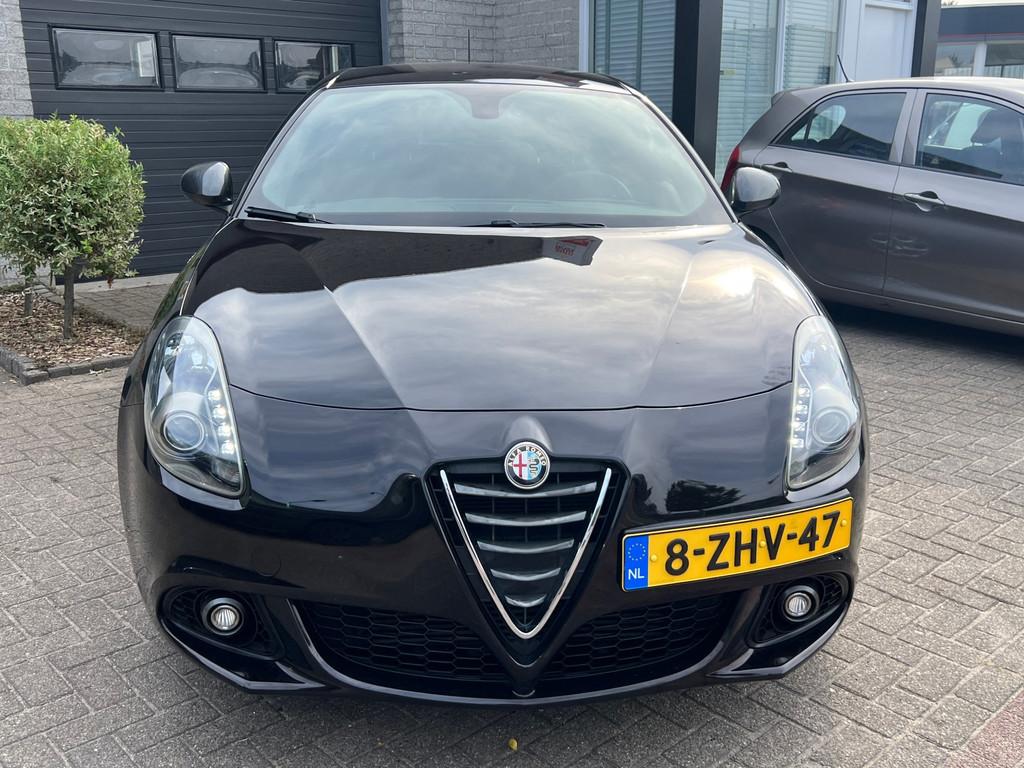 Alfa Romeo Giulietta 1.4 T Sprint *Automaat*LM velgen*170PK*, Stof, Euro 6, 4 cilinders, Zwart