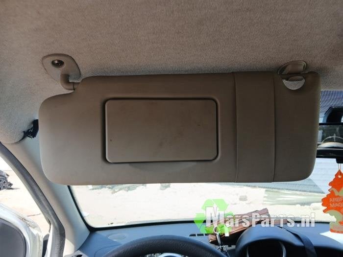Zonneklep van een Renault Twingo, Gebruikt, -, Renault, -