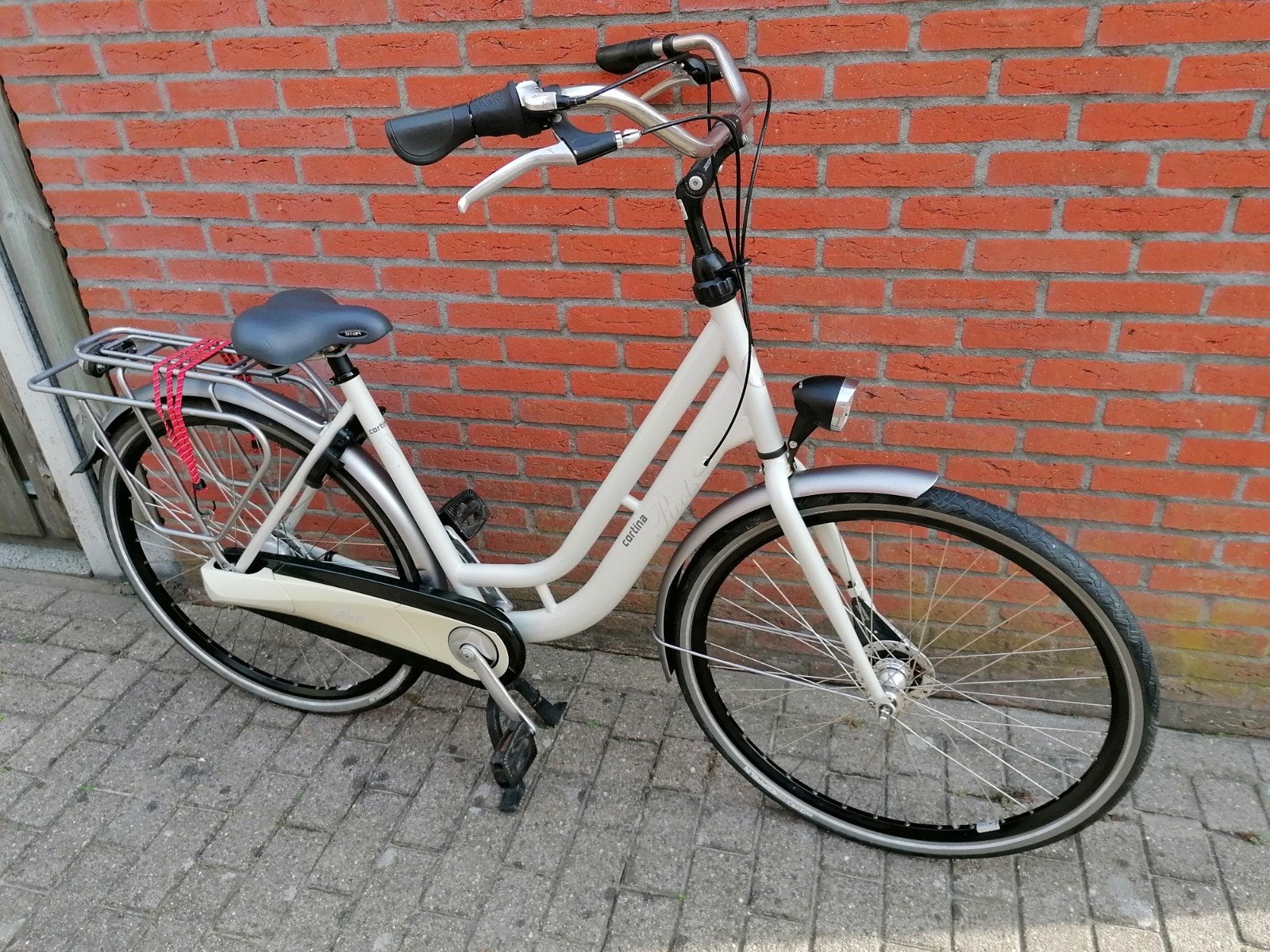 Cortina, Ophalen, Zo goed als nieuw, Overige merken