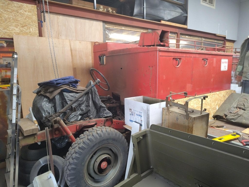 Unimog 404 TLF8 onderdelen in 1 koop (ex waterwagen), Ophalen, Gebruikt, Mercedes-Benz, Overige Auto-onderdelen