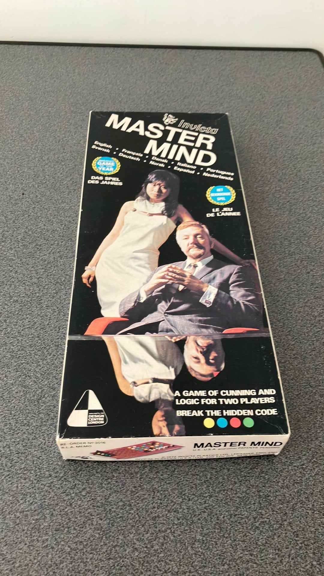 Vintage Mastermind Spel - 50 jaar oud (Invicta 1972), Een of twee spelers, Ophalen of Verzenden, Gebruikt