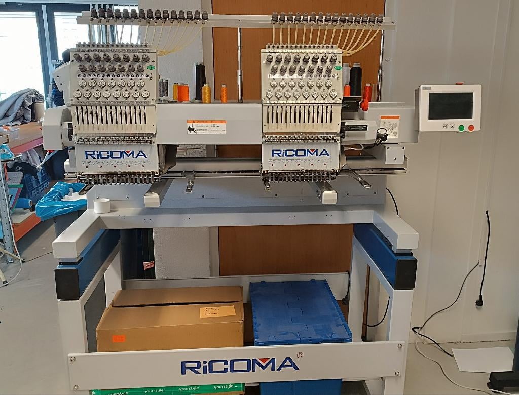 Ricoma 2 kops borduurmachine, Ophalen, Gebruikt, Machineborduren, Borduurmachine