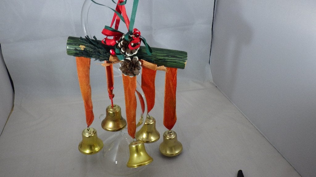 mooie tak met kerstbelletjes, Ophalen of Verzenden