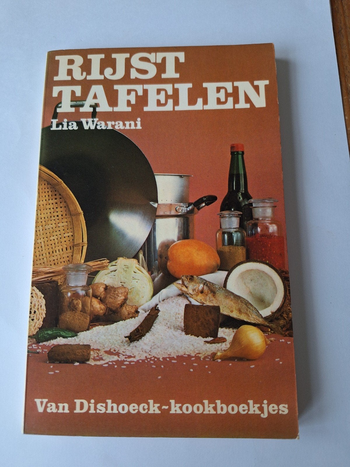 Rijsttafelen - Lia Warani (Van Dishoeck kookboekjes), Boeken, Gelezen, Hoofdgerechten, Lia Warani, Azië en Oosters
